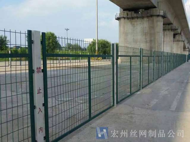 鐵路護欄網(wǎng)--010